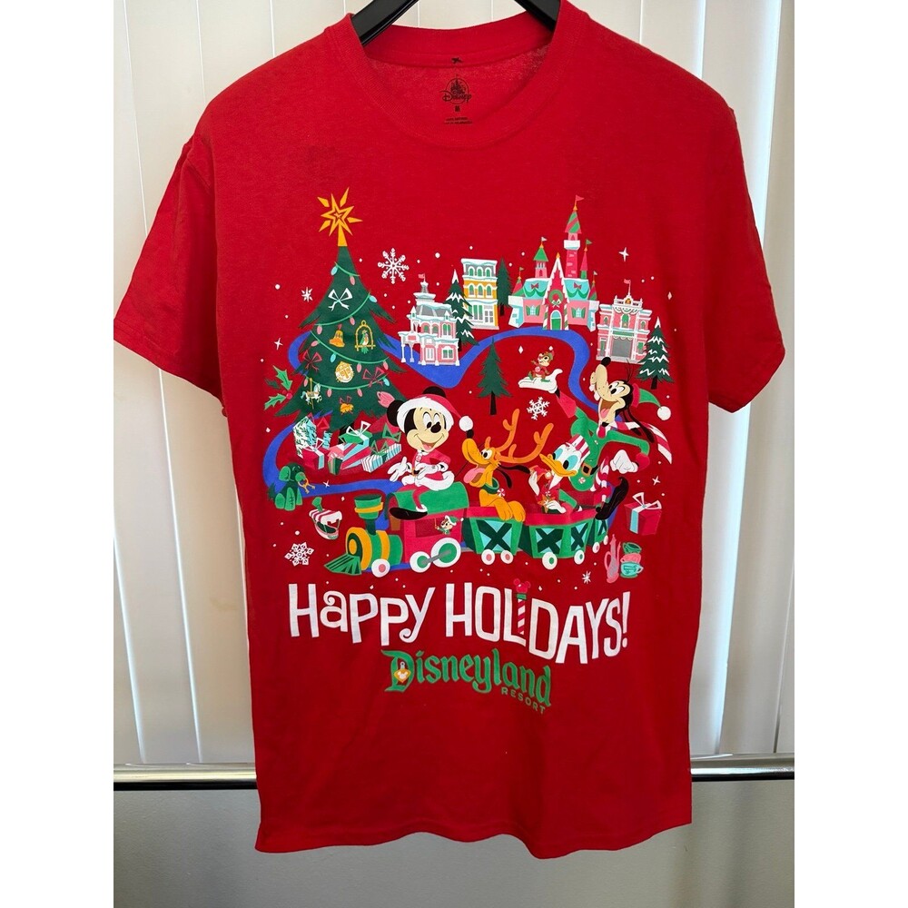 NWOT Happy Holidays Disneyland Resort Red Shirt Adult Medium * Read*
